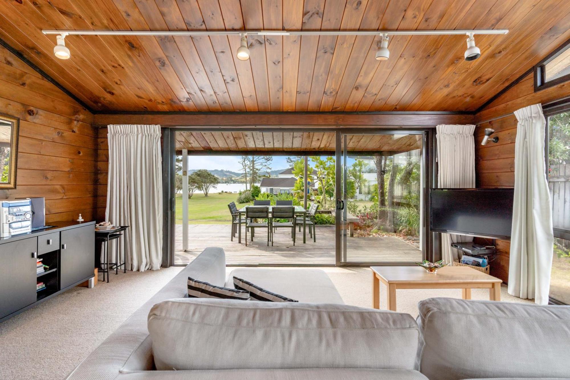Pauanui Beach House Suntrap Eksteriør bilde