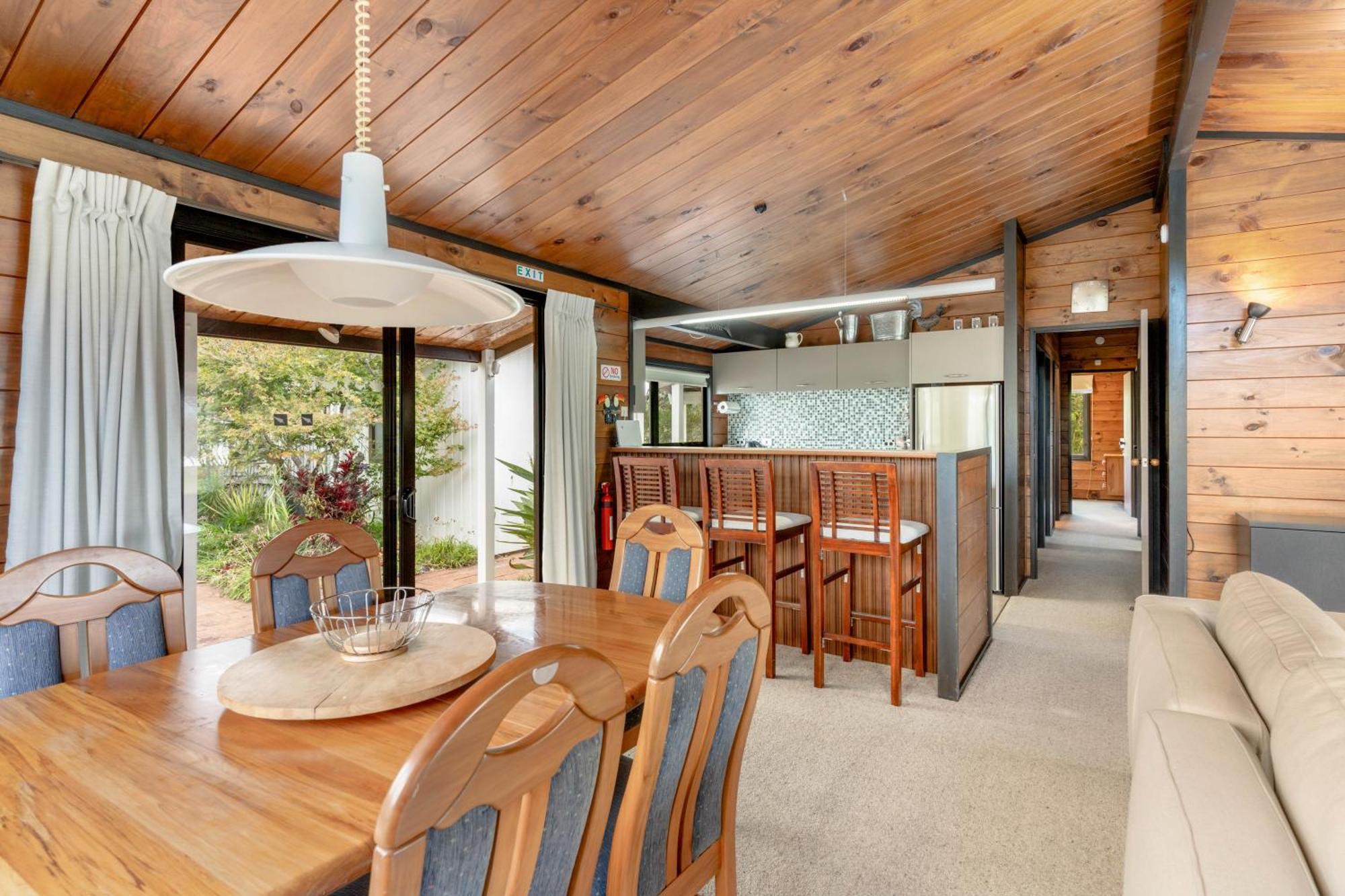 Pauanui Beach House Suntrap Eksteriør bilde